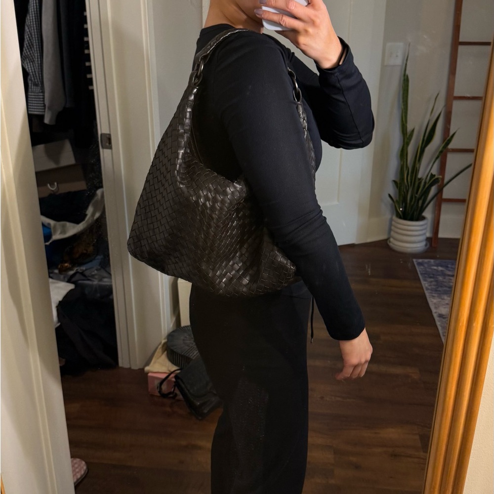 EUC Bottega Veneta Intrecciato Sloane Style Hobo Bag in Brown - Picture 10 of 13